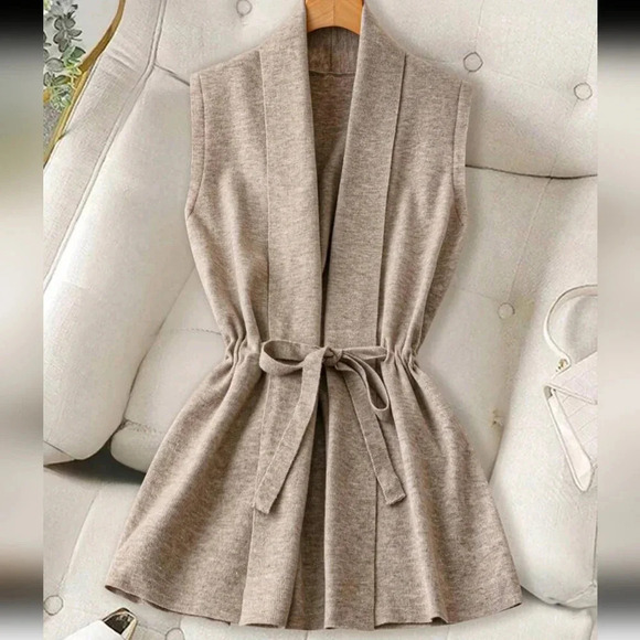 Women Casual Solid Color Sleeveless Cardigan,Fall - Picture 1 of 5